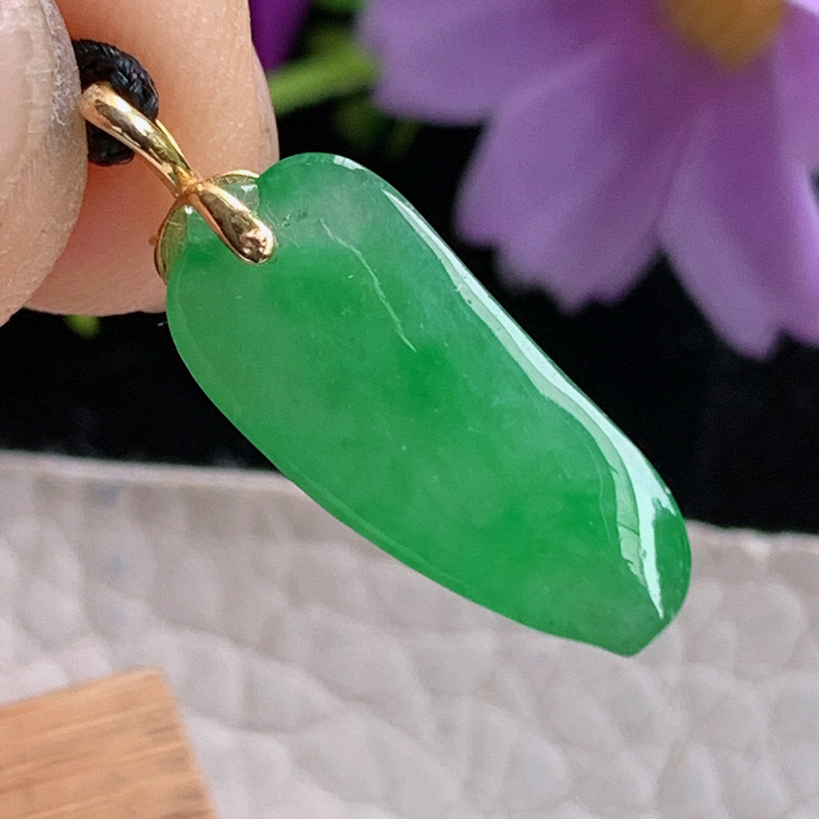 zz3实拍连金25*8.8*4.5缅甸翡翠满绿精美小福瓜小吊坠 镶金锁骨坠