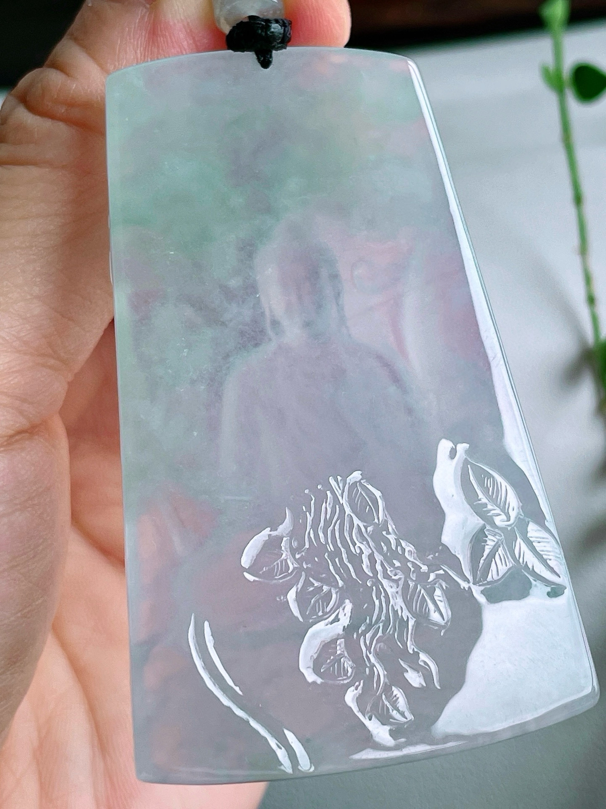 【裸石】冰晴水阿弥陀佛牌吊坠
【说明】缅料 性价比高  
【尺寸】67.2-41.8-5.8