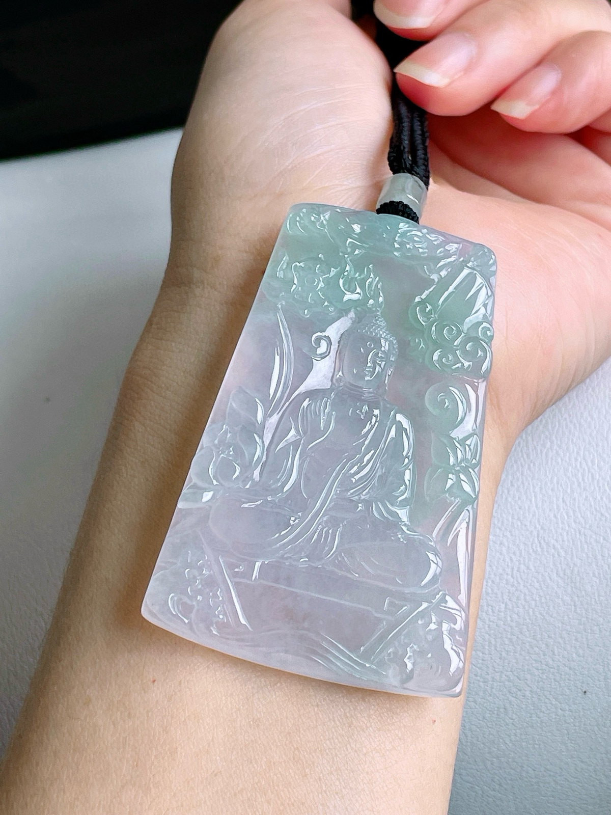 【裸石】冰晴水阿弥陀佛牌吊坠
【说明】缅料 性价比高  
【尺寸】67.2-41.8-5.8