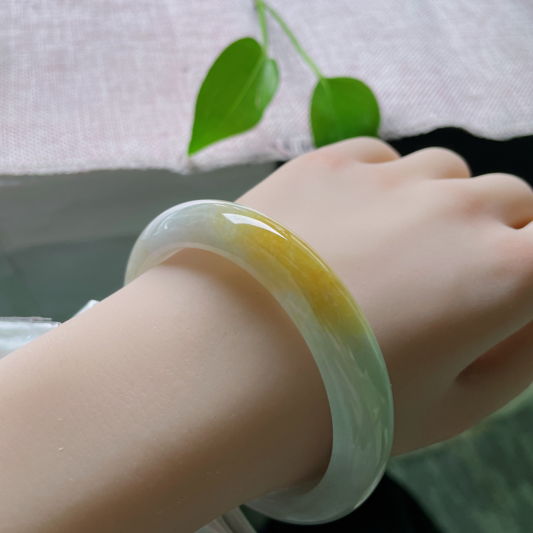 59.1/12.2/8.3，黄翡，水润，细腻，优雅，甜美，大气，耐看，沉稳，ss50289a