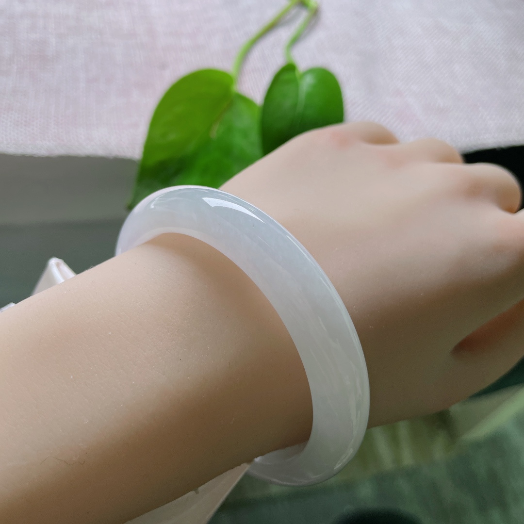 56.2/11.5/8.1，紫底，水润，细腻，优雅，甜美，贵气十足，ss50281a