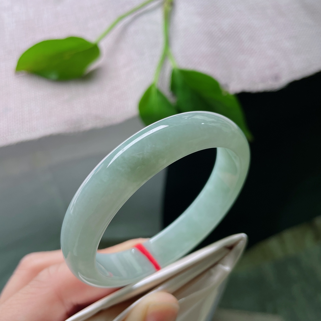 52.5/11.9/6.6，浅绿底正圈，色泽清爽，甜美，从容自若，ss50283a