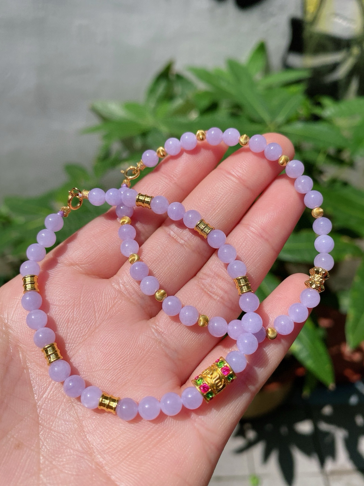 紫罗兰珠珠手串（一件价）
配饰18K金