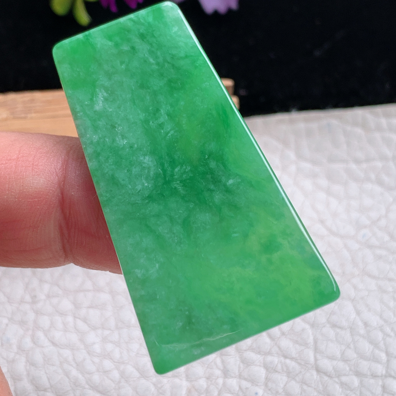 zz3实拍48.5*25.8*2.7缅甸翡翠满绿平安无事牌吊坠 飘绿意境无字牌素面玉坠