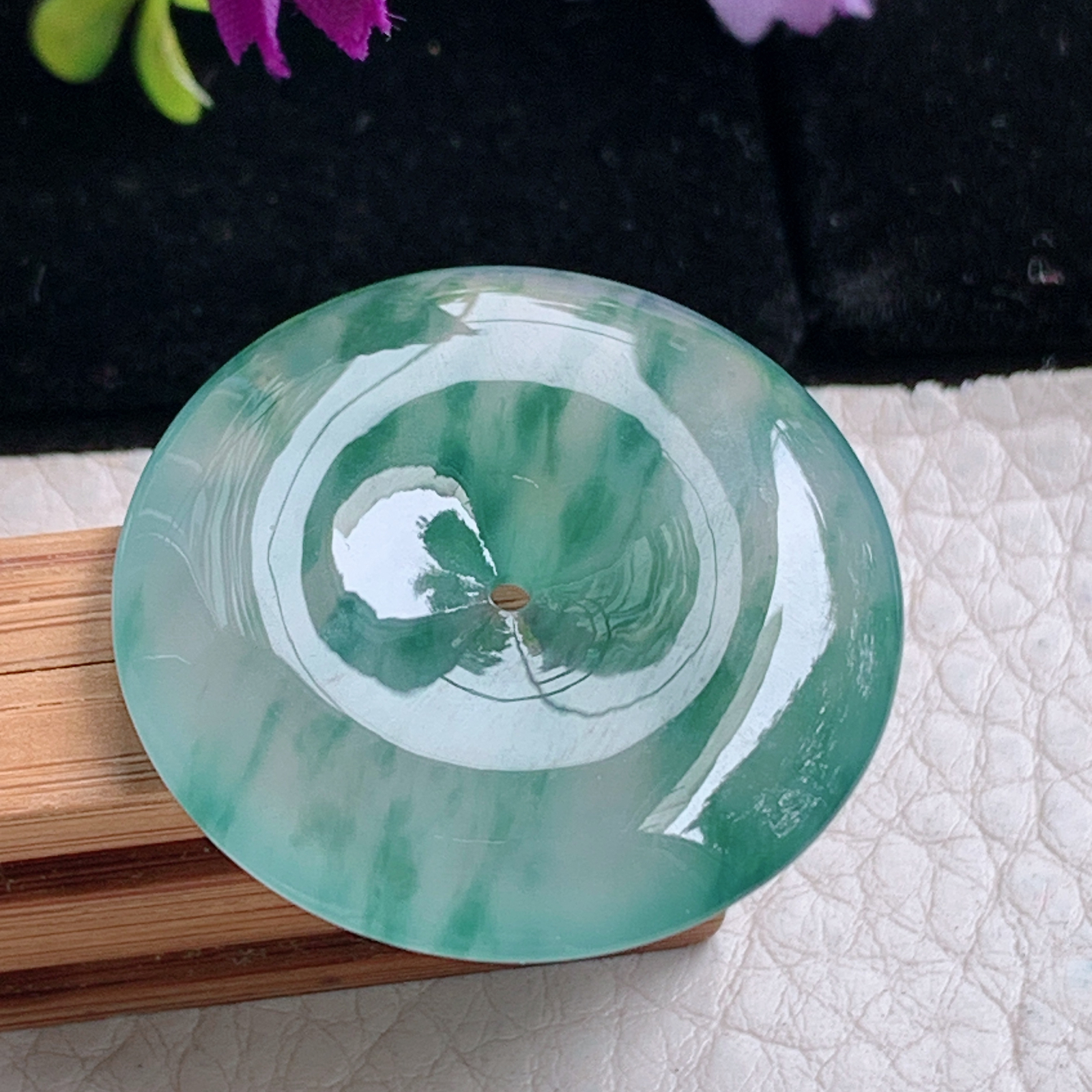 zz3实拍31*5.5天然缅甸翡翠冰飘花平安吊坠 简约高雅玉扣子玉坠