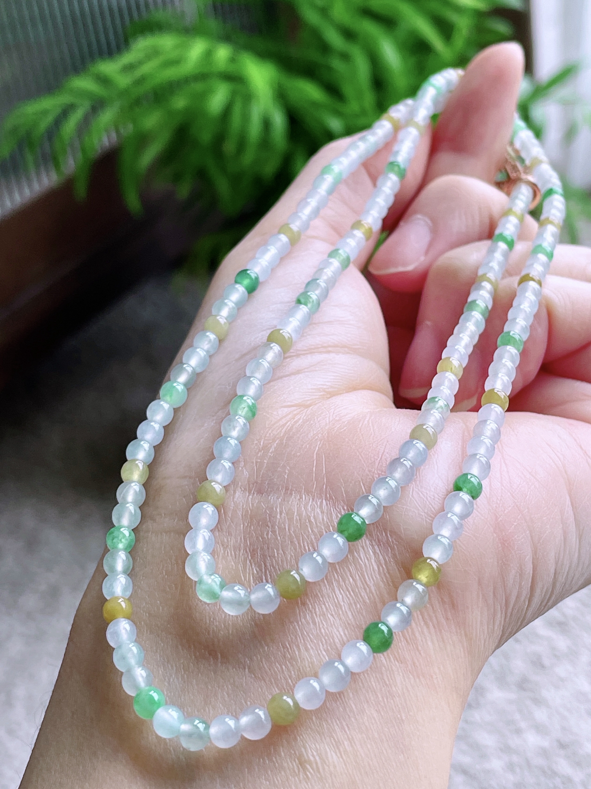 冰多宝圆珠珠子珠链
【尺寸】3.8mm，34cm