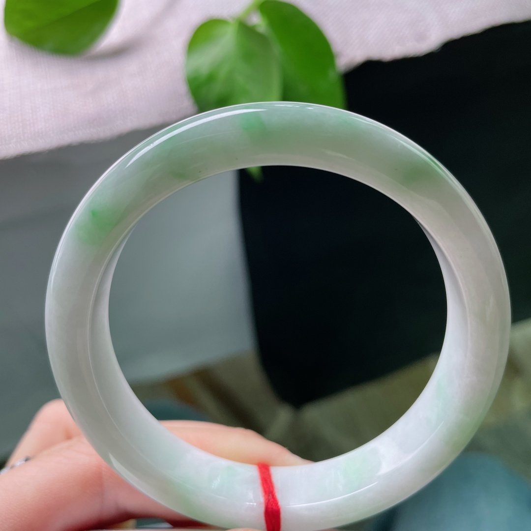 58.7/12.2/8.5，白底青正圈，水头好，肉质细腻，干净，娉婷袅娜，皮纹，ss50275a