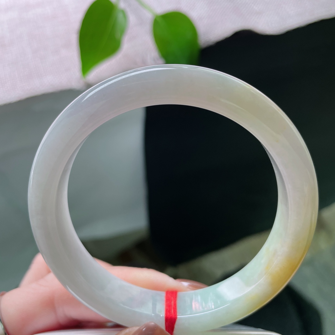 59.1/12.2/8.3，黄翡，水润，细腻，优雅，甜美，大气，耐看，沉稳，ss50289a