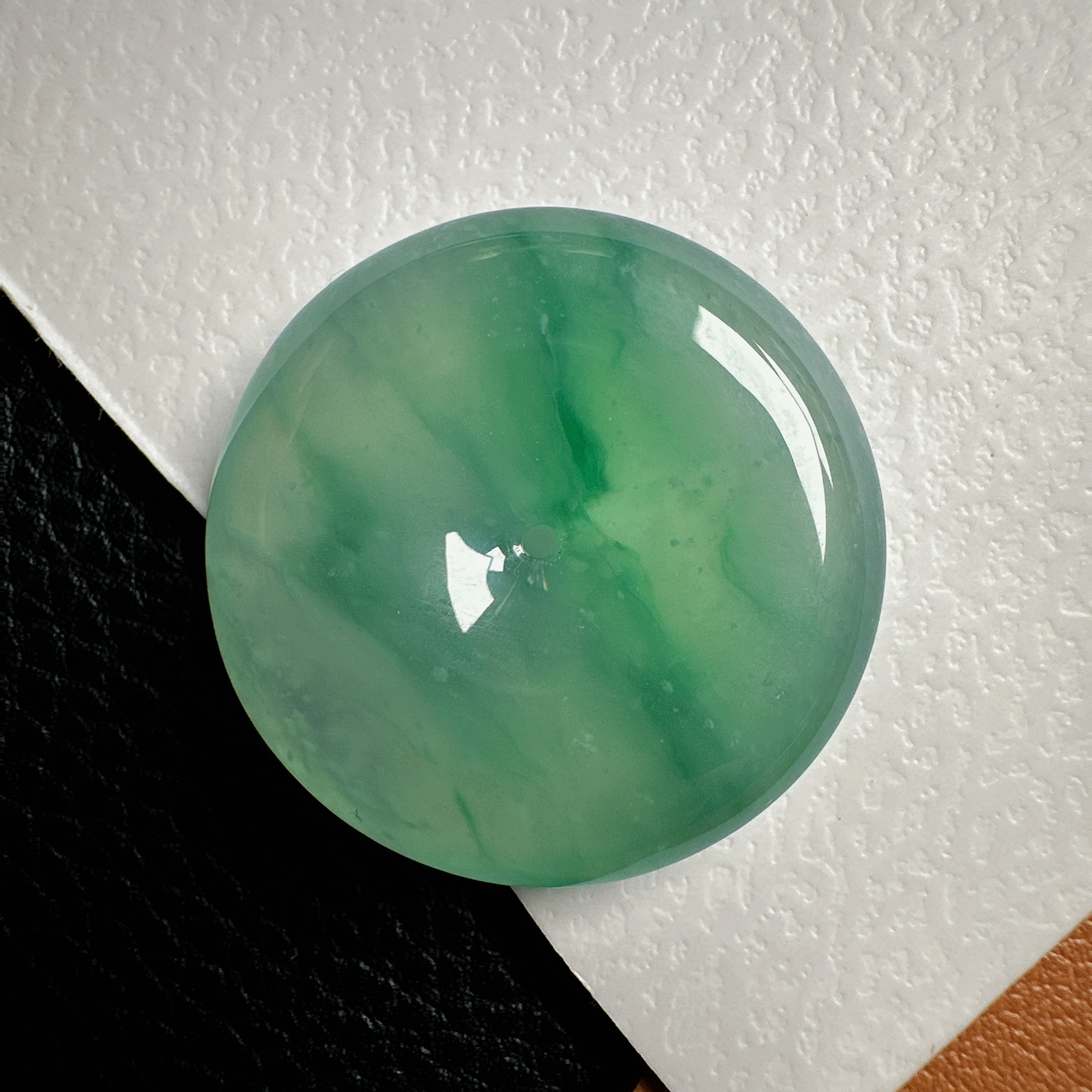 【冰种飘绿平安扣】飘雪花棉，质地细腻，品质很好，冰感十足，胶感明显，收藏品质