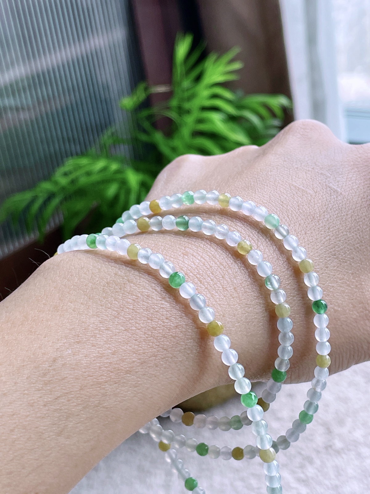 冰多宝圆珠珠子珠链
【尺寸】3.8mm，34cm