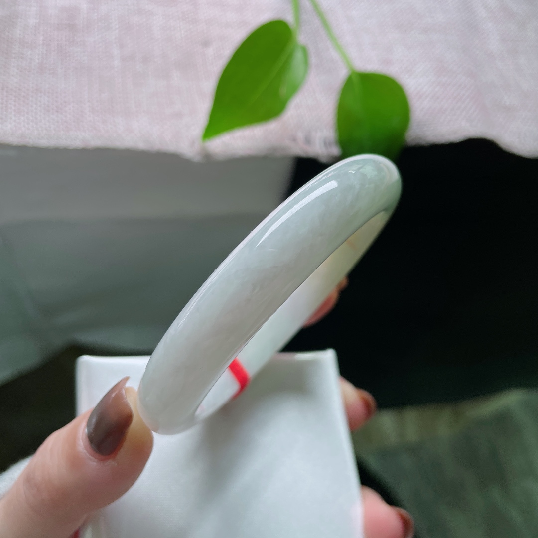 59.1/12.2/8.3，黄翡，水润，细腻，优雅，甜美，大气，耐看，沉稳，ss50289a