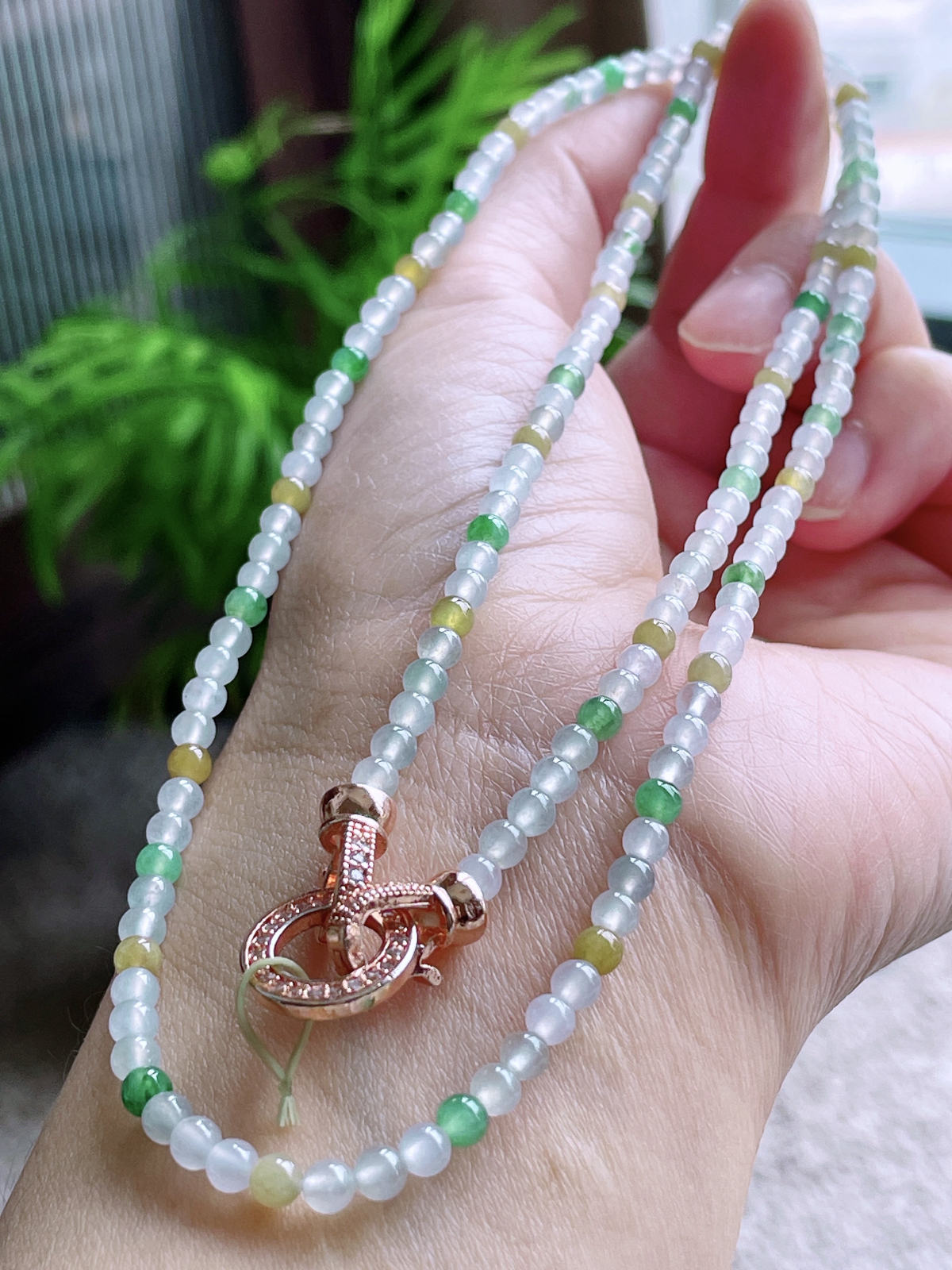 冰多宝圆珠珠子珠链
【尺寸】3.8mm，34cm