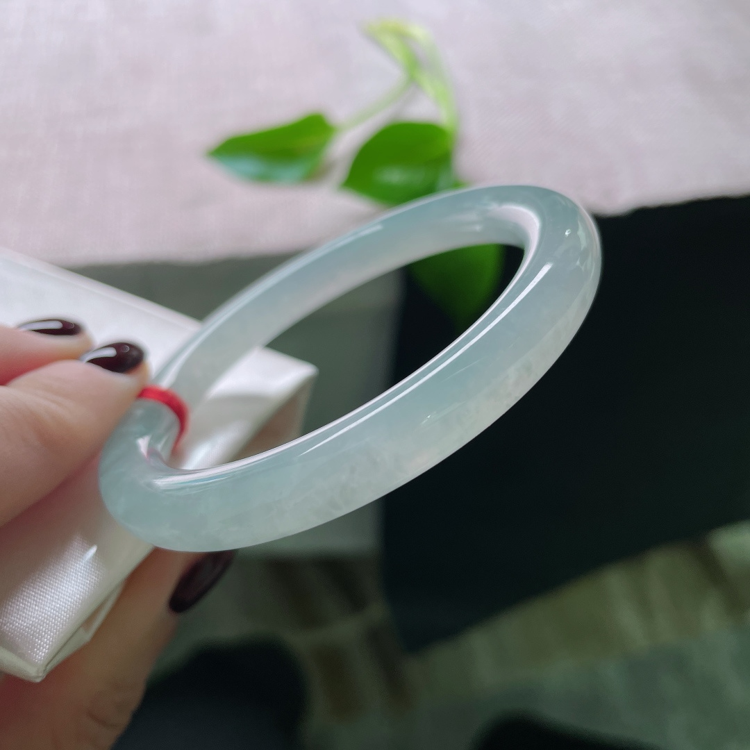 54.4/8.4冰美人条，冰润通透，种水十足，秀丽倾心，贵气，棉线，ss49987a