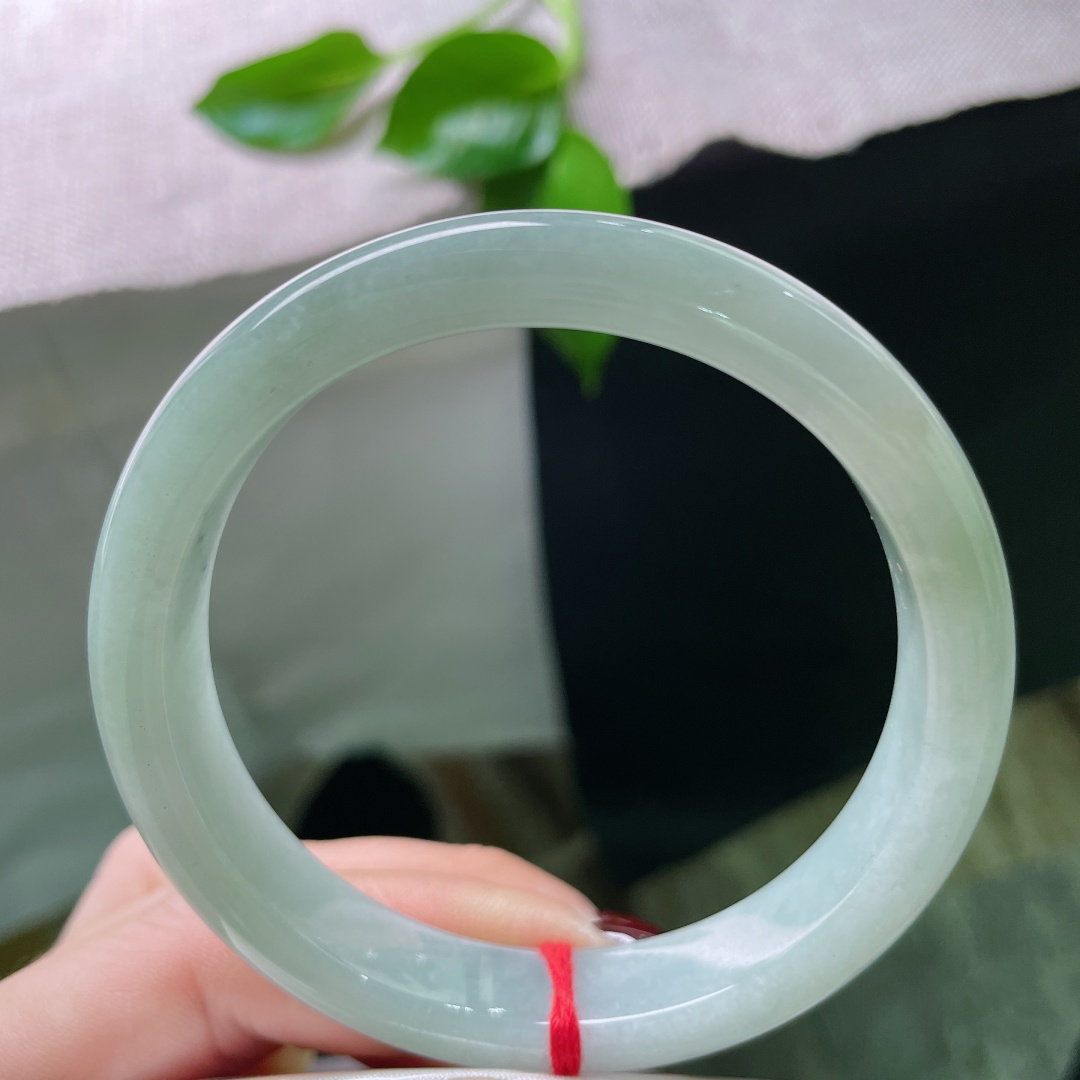 57.8/11.6/7.5，绿底正圈，底子干净清爽，色泽均匀，淡雅倾心，ss49532a