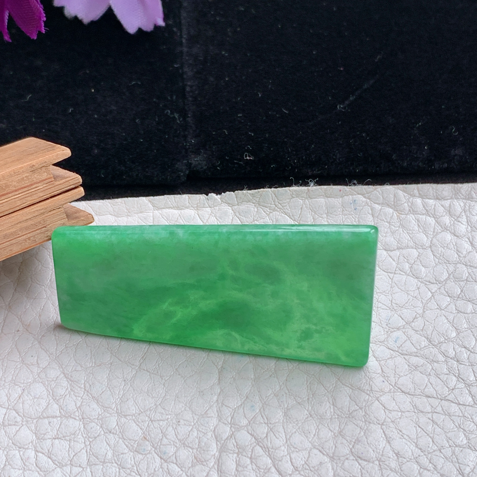 zz3实拍48.5*25.8*2.7缅甸翡翠满绿平安无事牌吊坠 飘绿意境无字牌素面玉坠