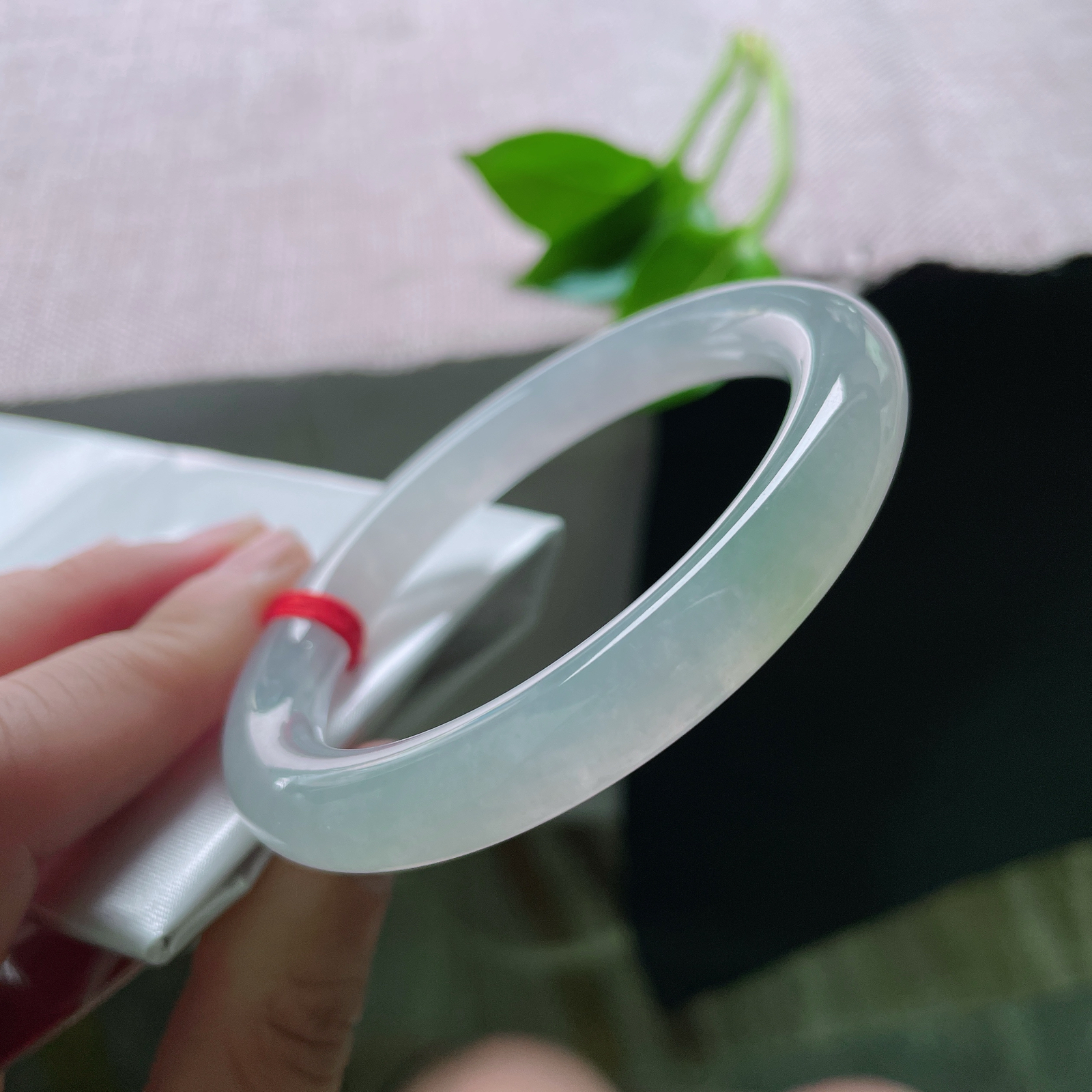 55.7/9.2，冰圆条，水头，冰感好，贵气，耐看，甜美，优雅，雅致，完美