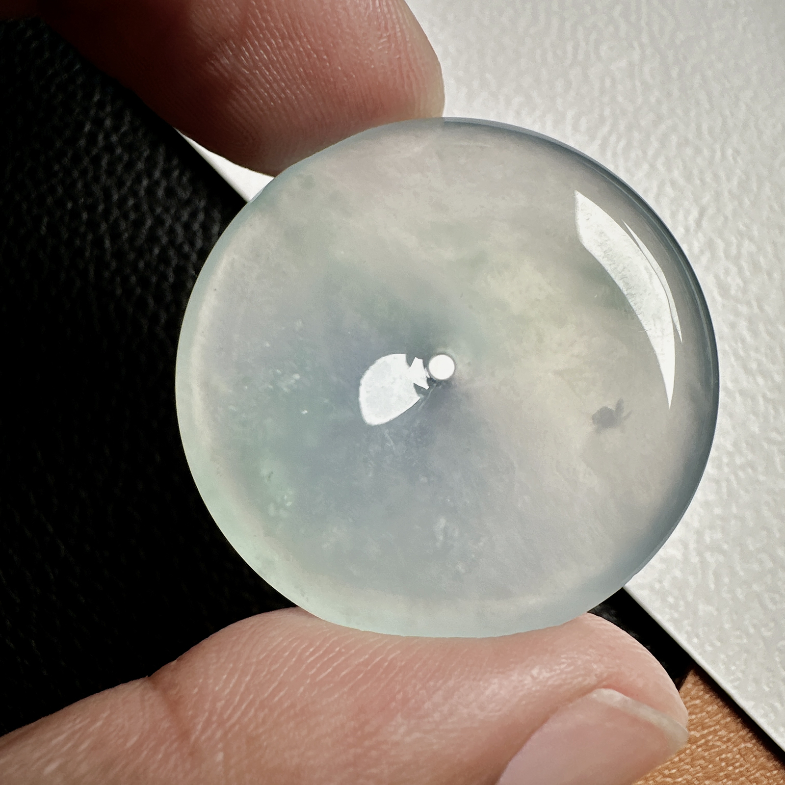 【冰种飘花平安扣】质地细腻，品质很好，冰感十足，胶感明显，收藏品质