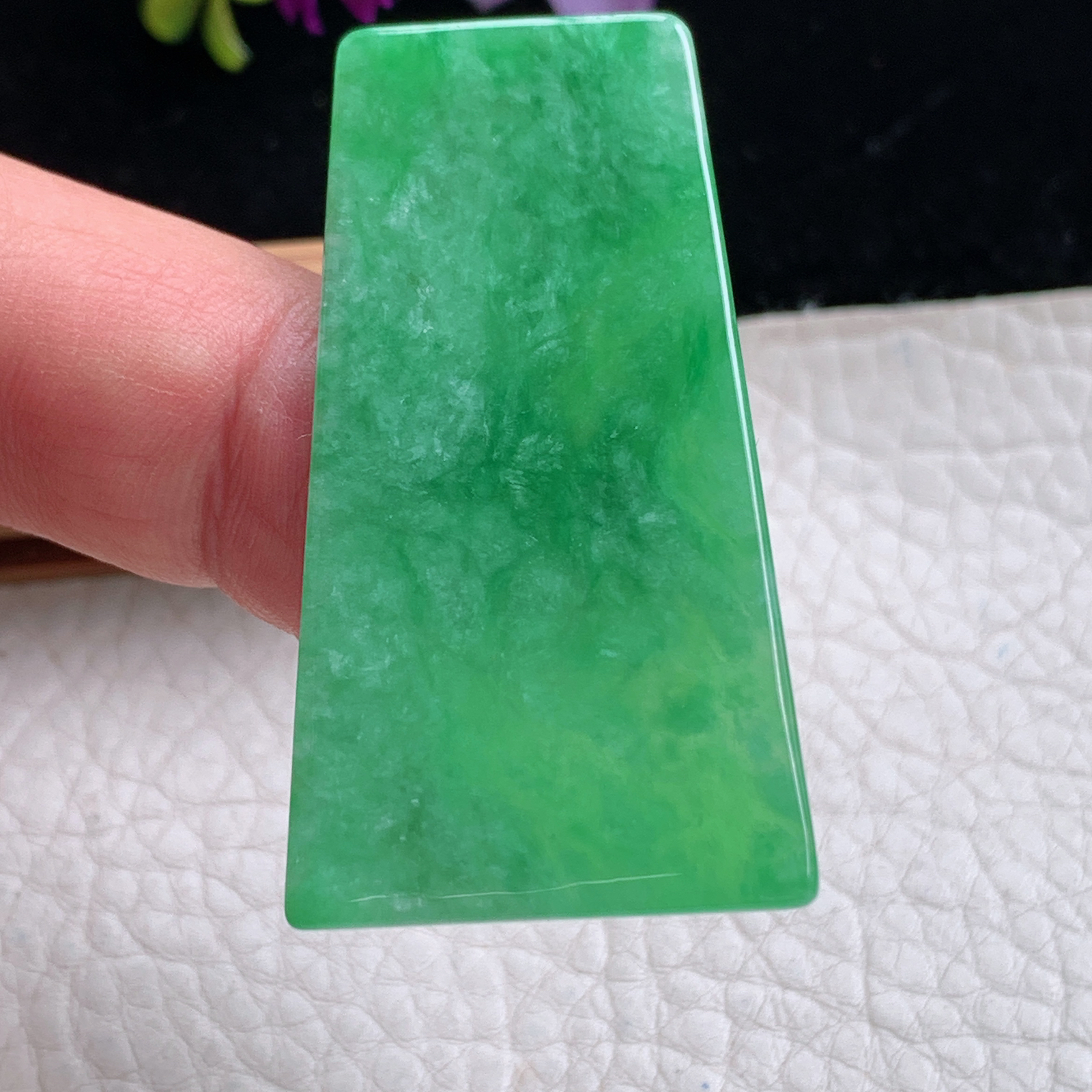 zz3实拍48.5*25.8*2.7缅甸翡翠满绿平安无事牌吊坠 飘绿意境无字牌素面玉坠