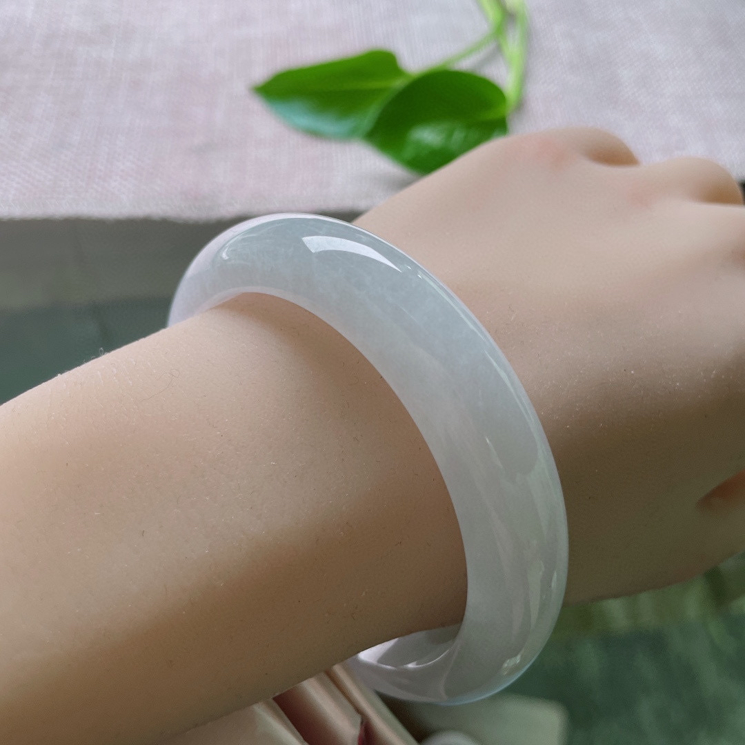 57.2/13.7/8.3紫罗兰正圈，水润细腻，温婉可人，简约大方，甜美，皮纹，ss47592a