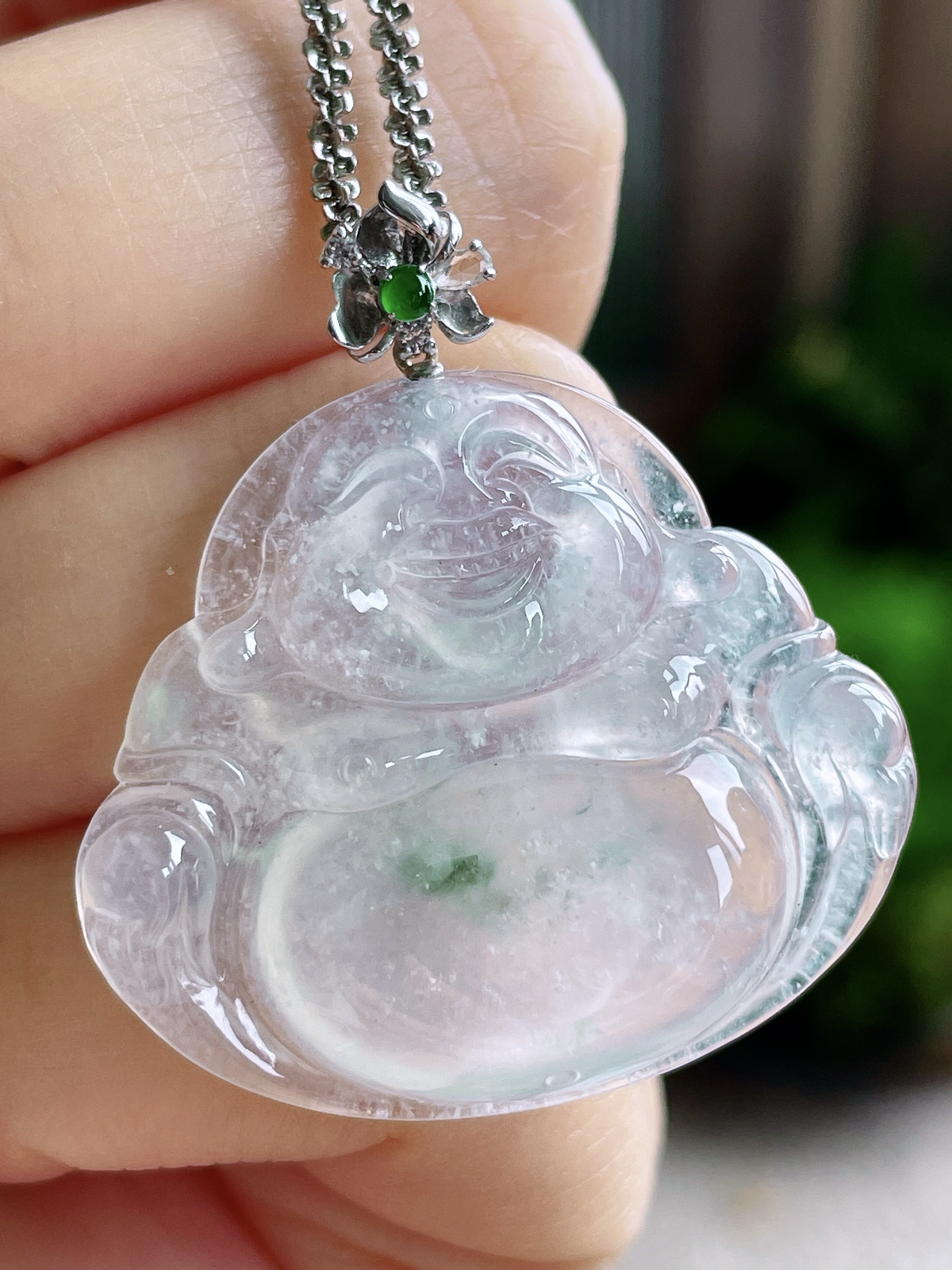 【镶嵌】冰飘花佛公吊坠  
【说明】缅料 18k金镶嵌 性价比高  
【整体】37
【裸石】34.