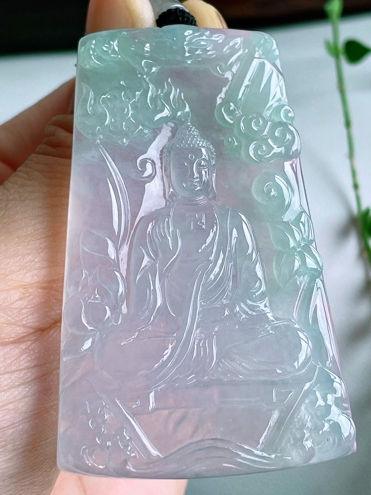 【裸石】冰晴水阿弥陀佛牌吊坠
【说明】缅料 性价比高  
【尺寸】67.2-41.8-5.8