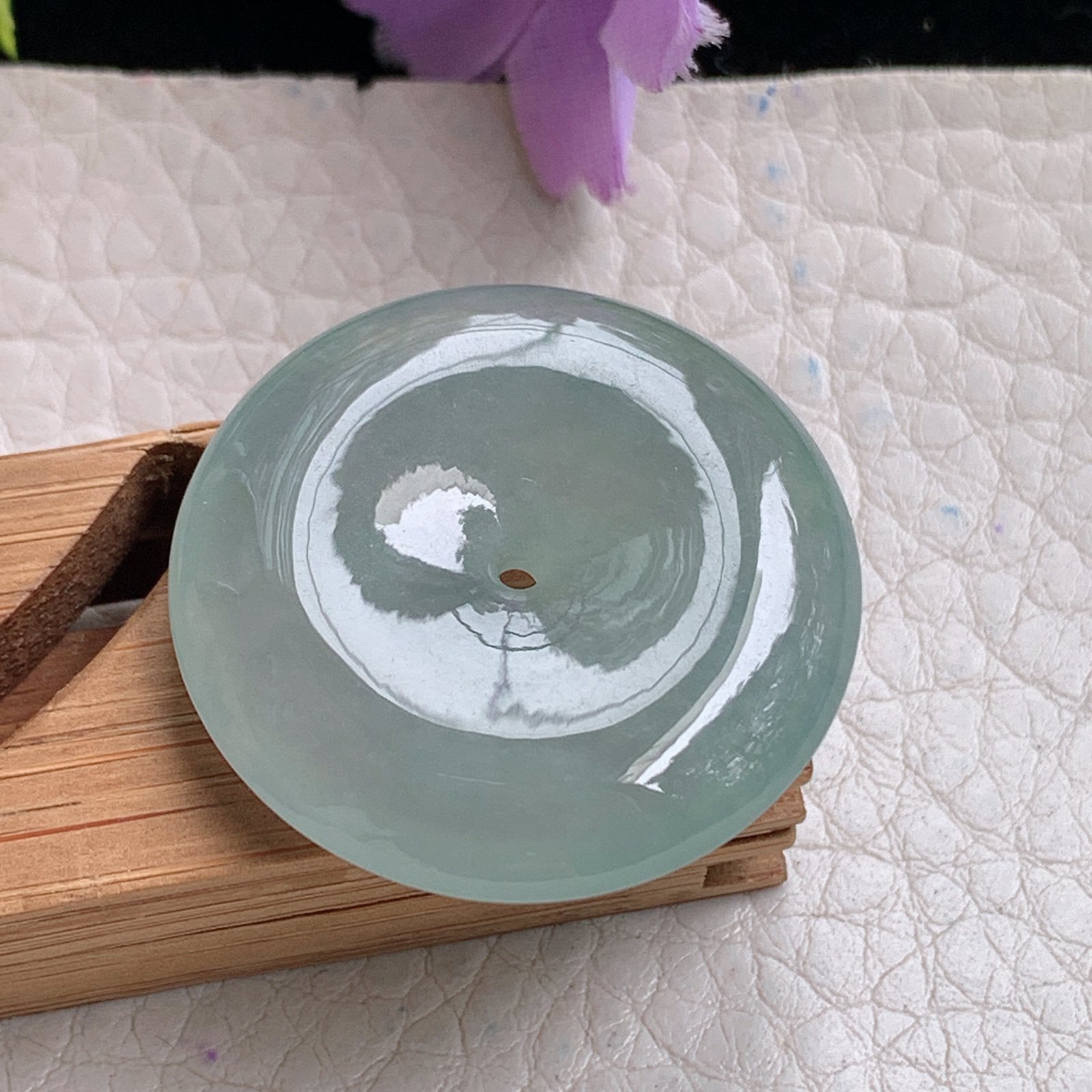 zz3实拍连金28.6*6天然缅甸翡翠冰透平安扣吊坠 冰晴水底玉扣