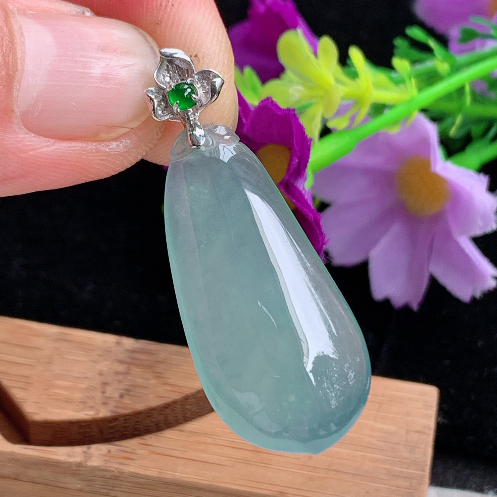 zz3实拍玉石34.5*16*5.6缅甸翡翠天空蓝冰种福瓜吊坠 镶金锁饱满玉坠