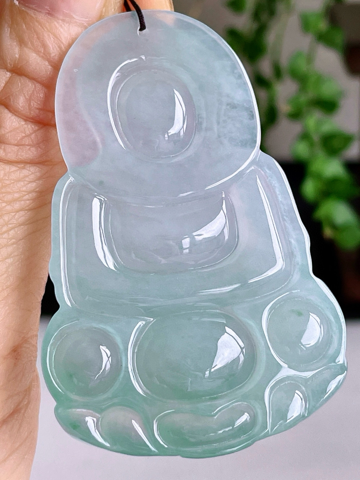 【裸石】冰晴水观音大观音吊坠
【说明】缅料 性价比高  
【尺寸】56.4-37.6-7.5