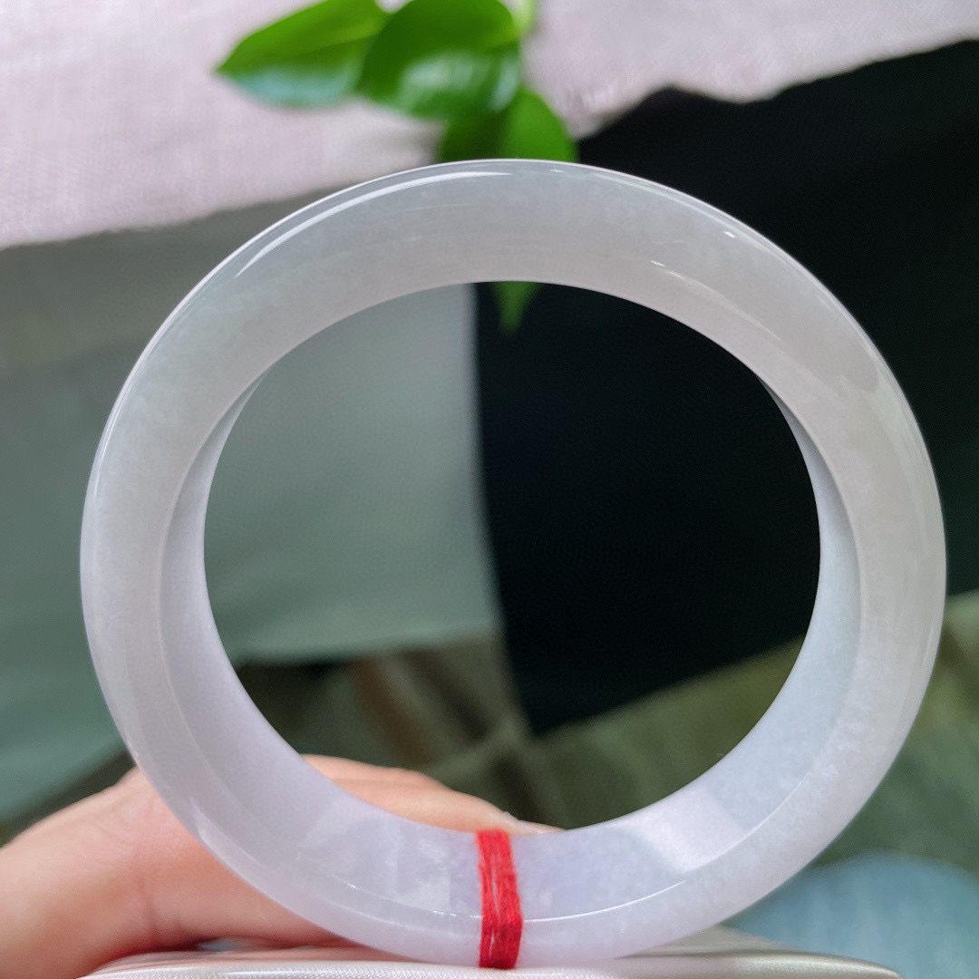 57.2/13.7/8.3紫罗兰正圈，水润细腻，温婉可人，简约大方，甜美，皮纹，ss47592a