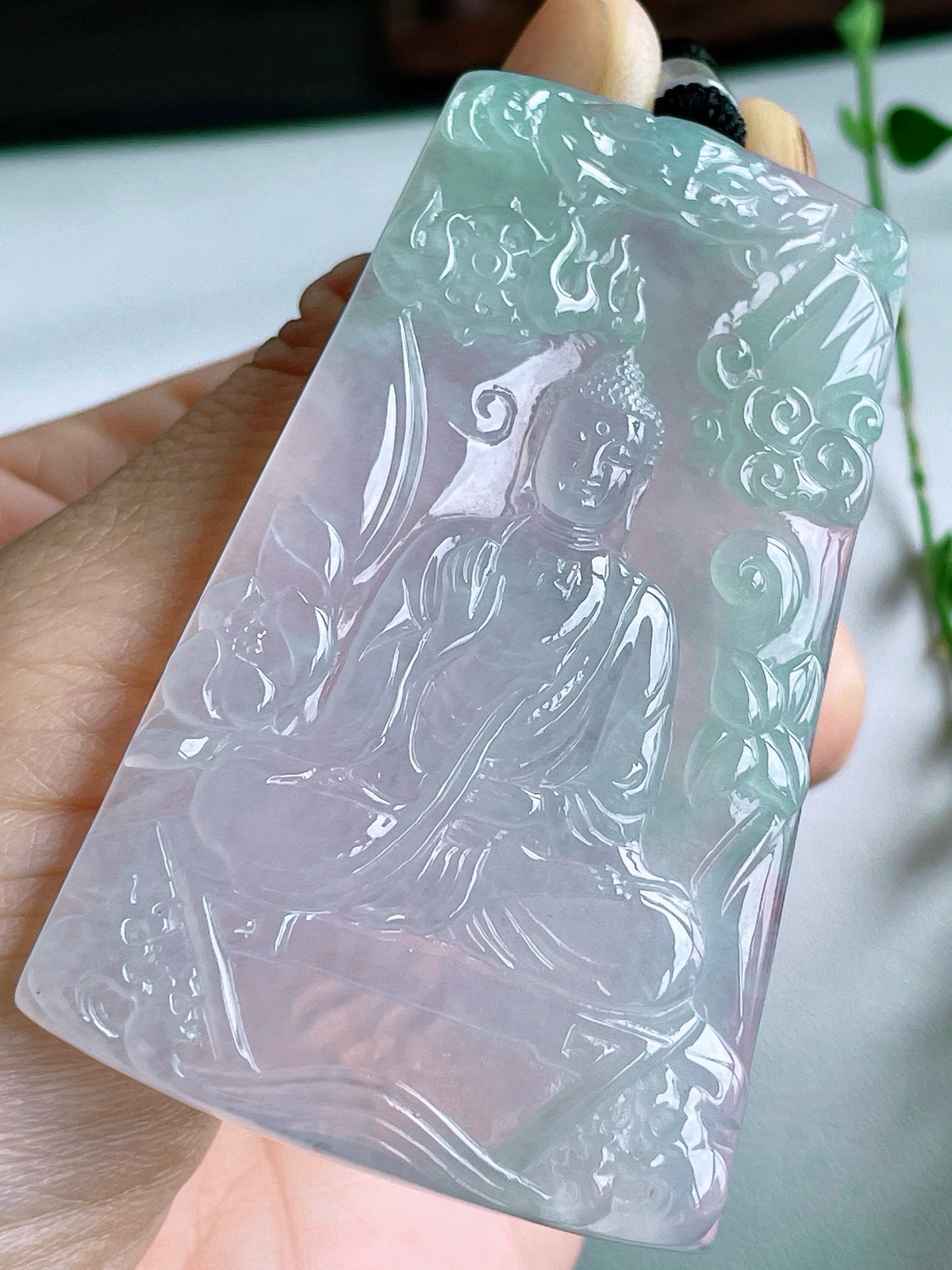 【裸石】冰晴水阿弥陀佛牌吊坠
【说明】缅料 性价比高  
【尺寸】67.2-41.8-5.8