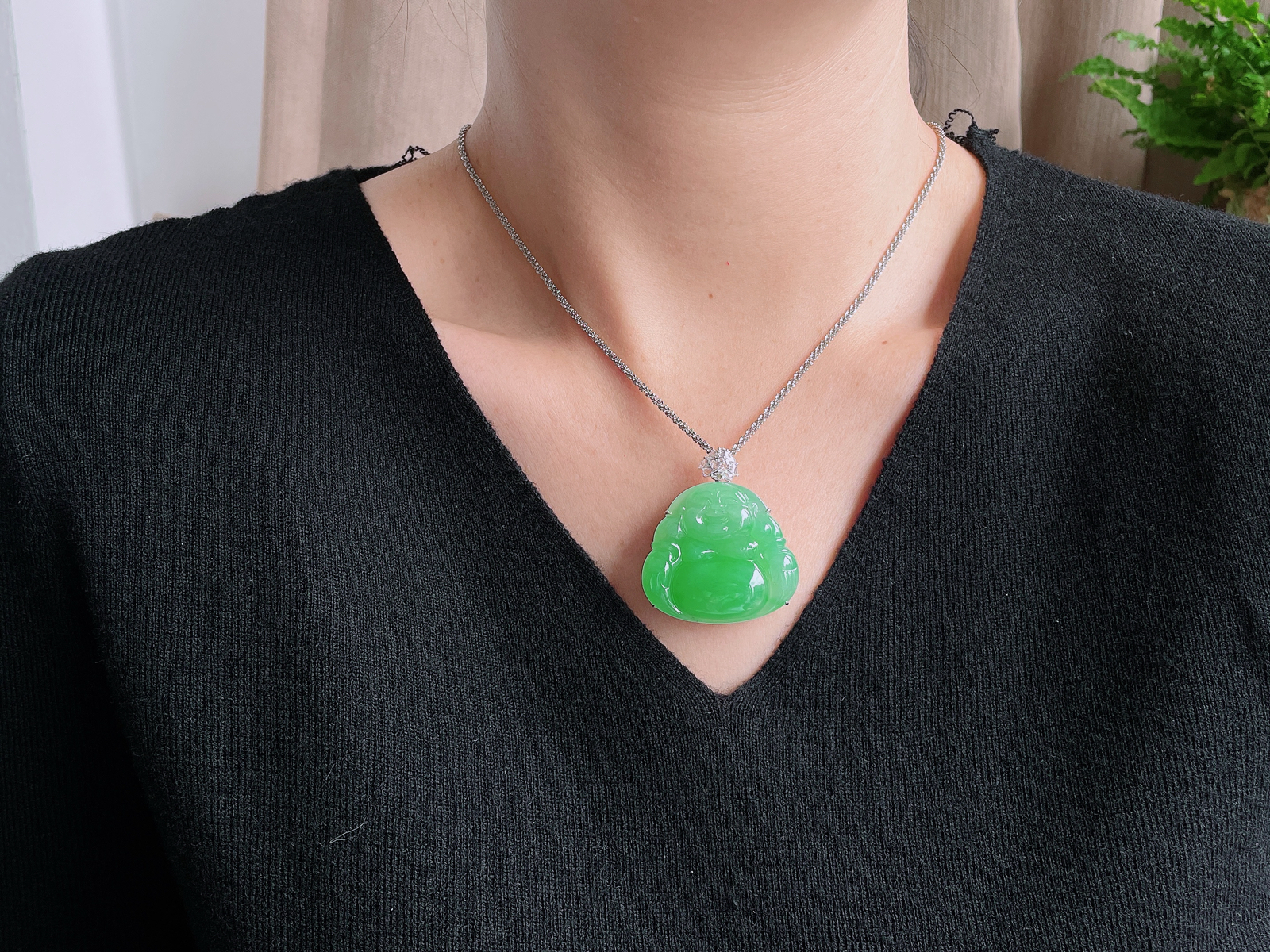 【镶嵌】冰甜绿佛公大佛公吊坠  
【说明】缅料 18k金镶嵌 性价比高  
【整体】40.6-36-12.6
【裸石】36-32.2-4