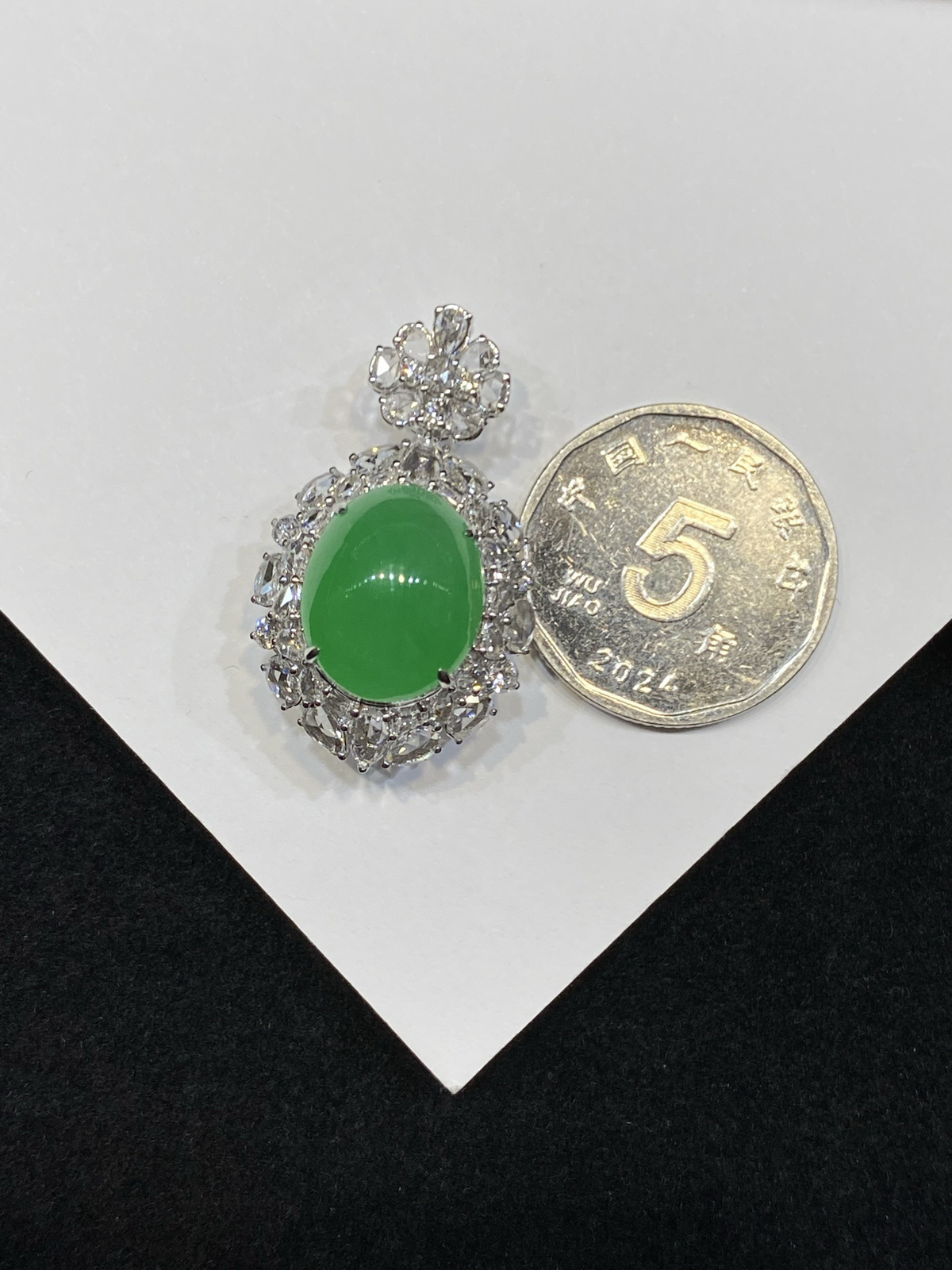 甜阳绿 满色 蛋面 吊坠 18k