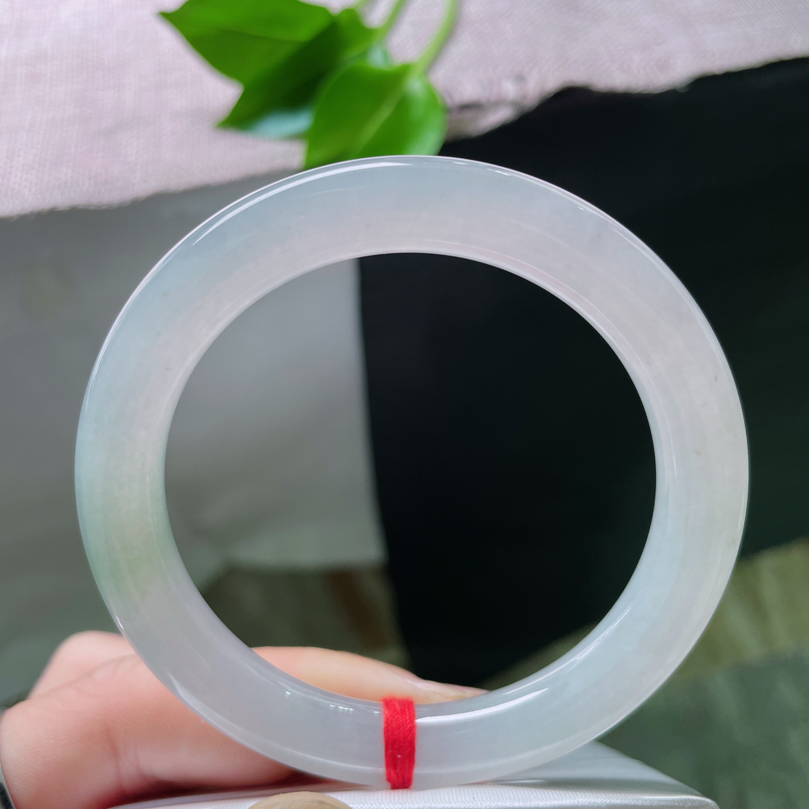 55.7/9.2，冰圆条，水头，冰感好，贵气，耐看，甜美，优雅，雅致，完美