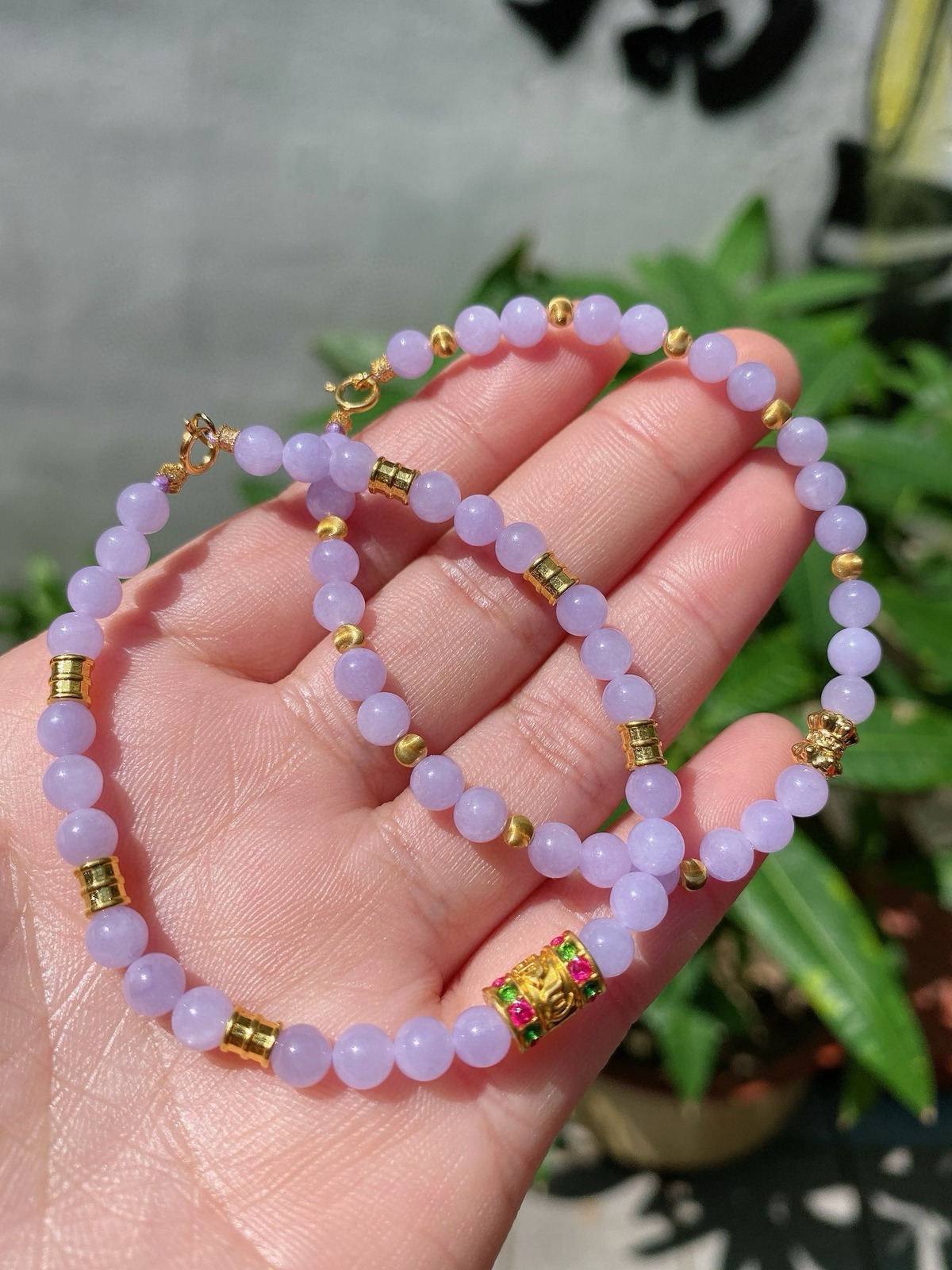 紫罗兰珠珠手串（一件价）
配饰18K金