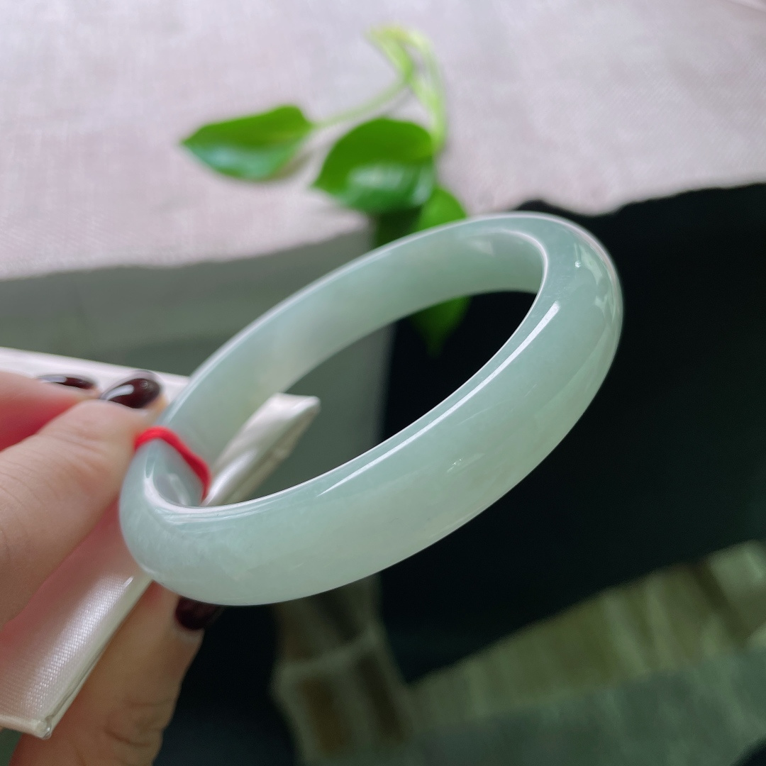 57.8/11.6/7.5，绿底正圈，底子干净清爽，色泽均匀，淡雅倾心，ss49532a