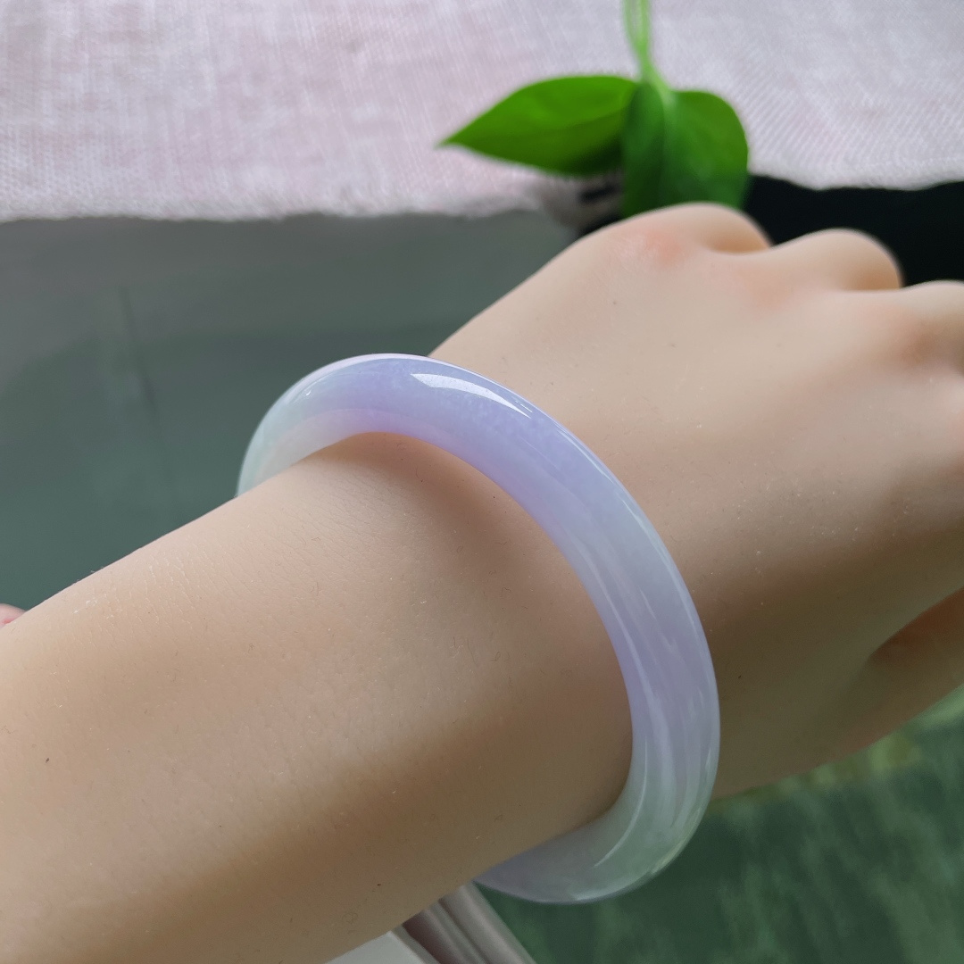 54.8/8.8，紫罗兰小圆条，色泽艳丽，佩戴甜美，不失小家碧玉的气质，皮纹，ss49597a