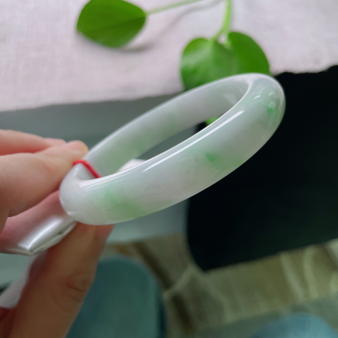 58.7/12.2/8.5，白底青正圈，水头好，肉质细腻，干净，娉婷袅娜，皮纹，ss50275a