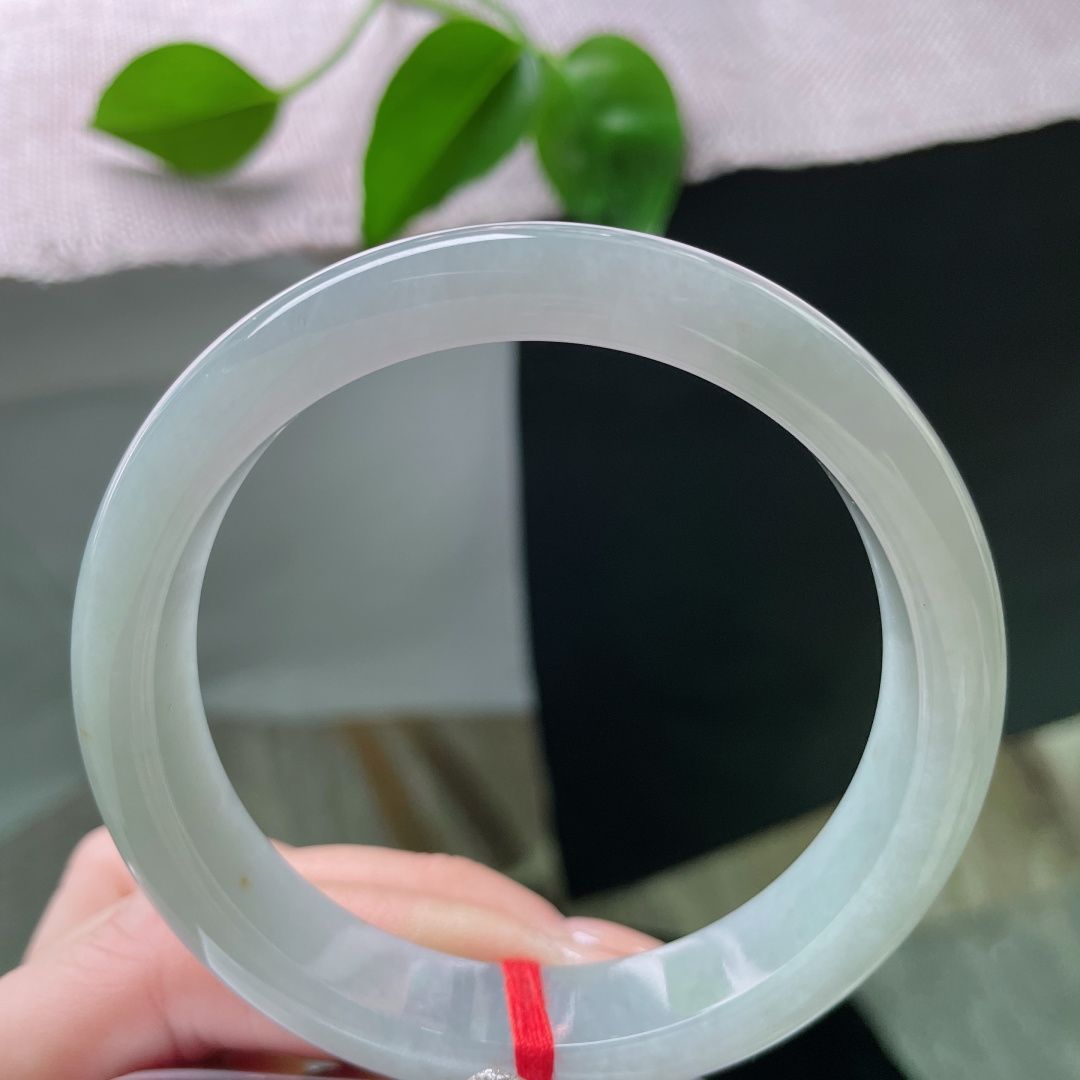 59.8/12.8/7.8，蓝底正圈，冰晶玉莹，种老，光感好，低调有内涵，皮纹，ss50268a