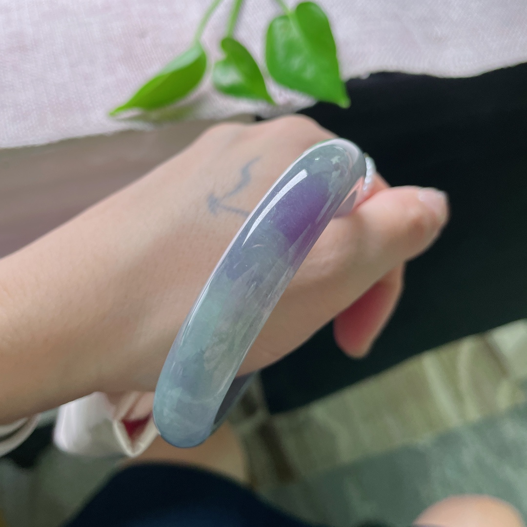 59.2/12.1/8.3，茄紫正圈，种老水足，细腻，富丽妖娆，沉稳中带着贵气，ss50335a