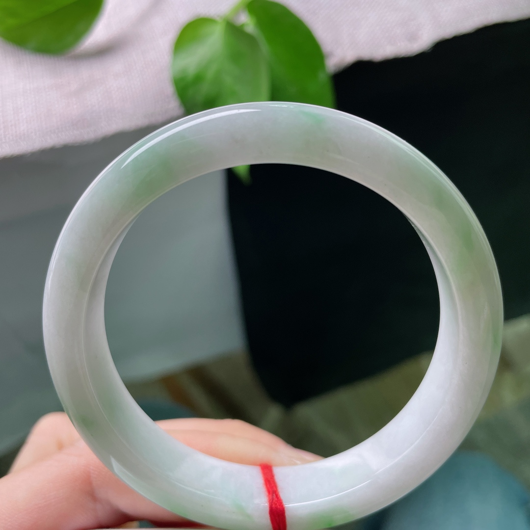 58.7/12.2/8.5，白底青正圈，水头好，肉质细腻，干净，娉婷袅娜，皮纹，ss50275a