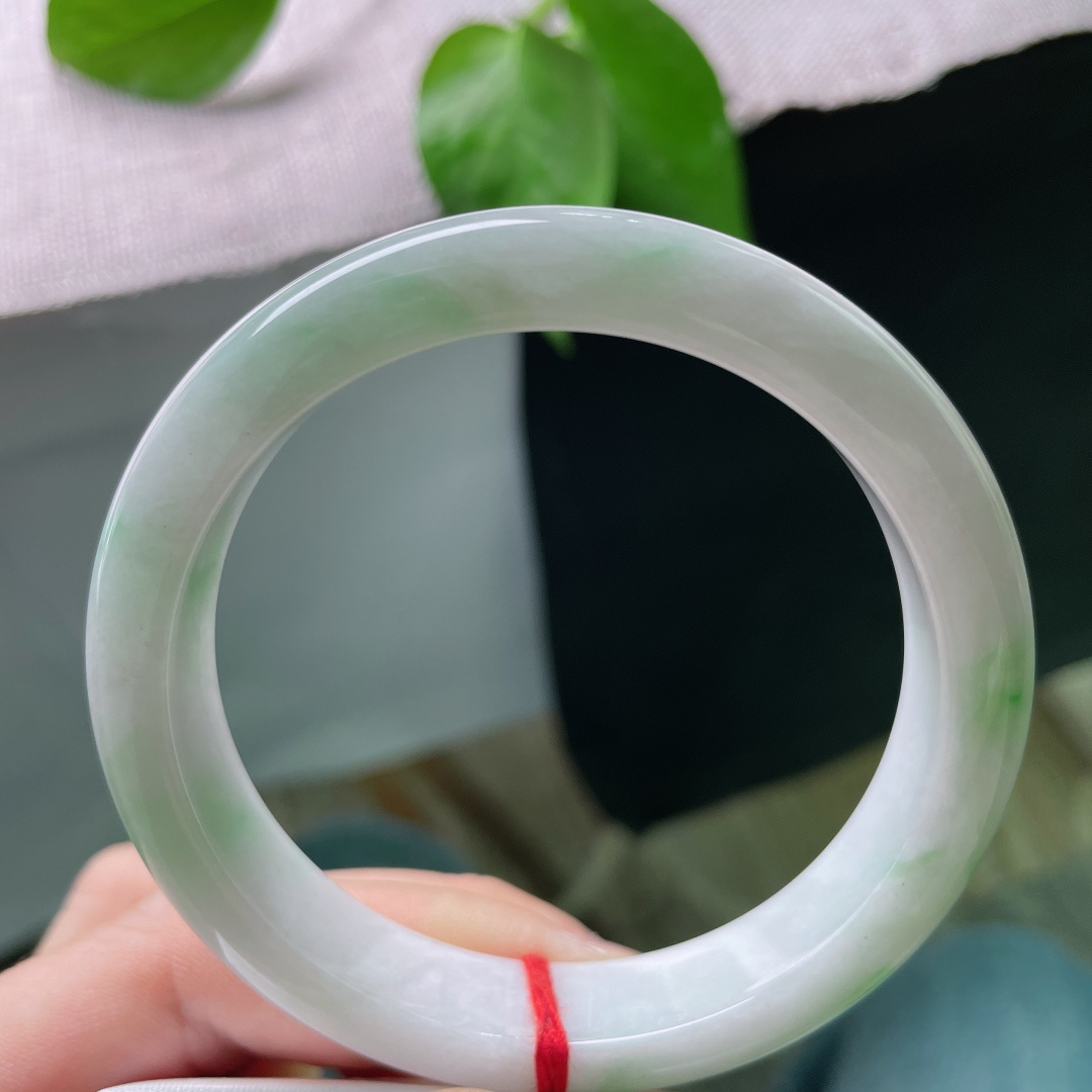 58.7/12.2/8.5，白底青正圈，水头好，肉质细腻，干净，娉婷袅娜，皮纹，ss50275a