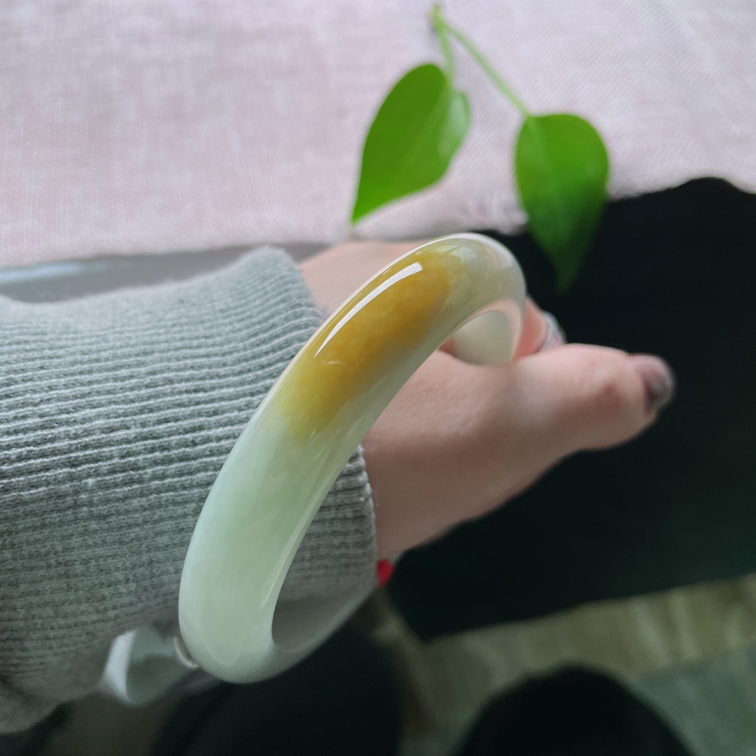 59.1/12.2/8.3，黄翡，水润，细腻，优雅，甜美，大气，耐看，沉稳，ss50289a