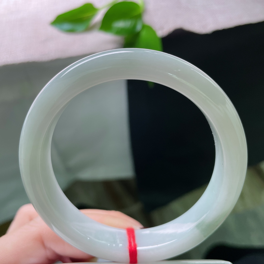 57.1/12.8/8.8，浅绿底正圈，水头好，种老，温馨素净，显气质，棉线纹，ss49202a