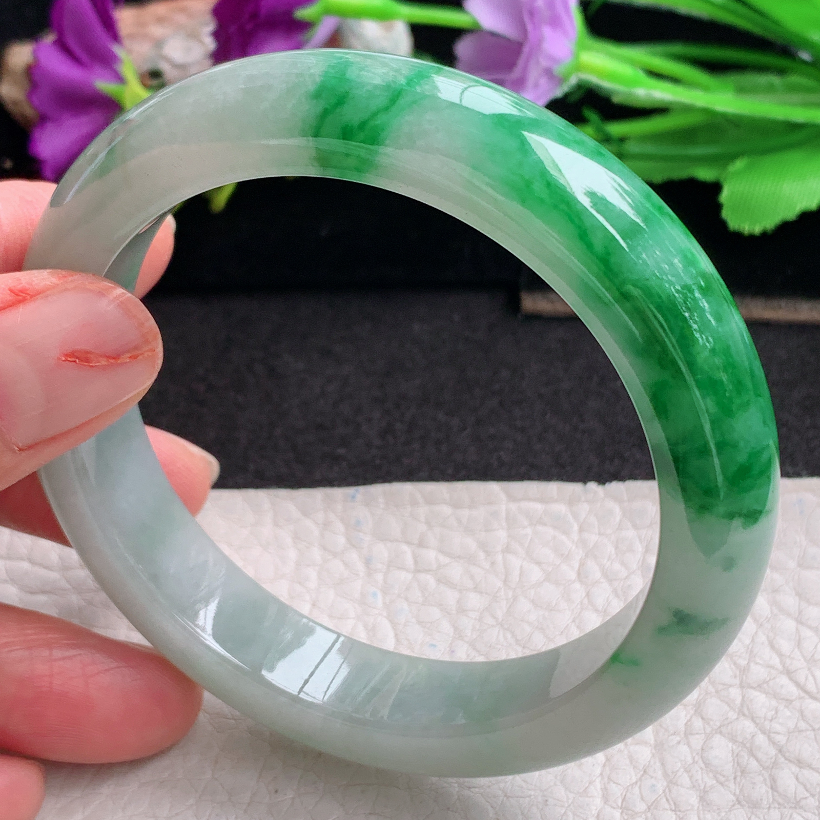 ll实拍58*12.6*8.8平安镯 天然翡翠a货手镯胶感辣绿正圈玉镯子