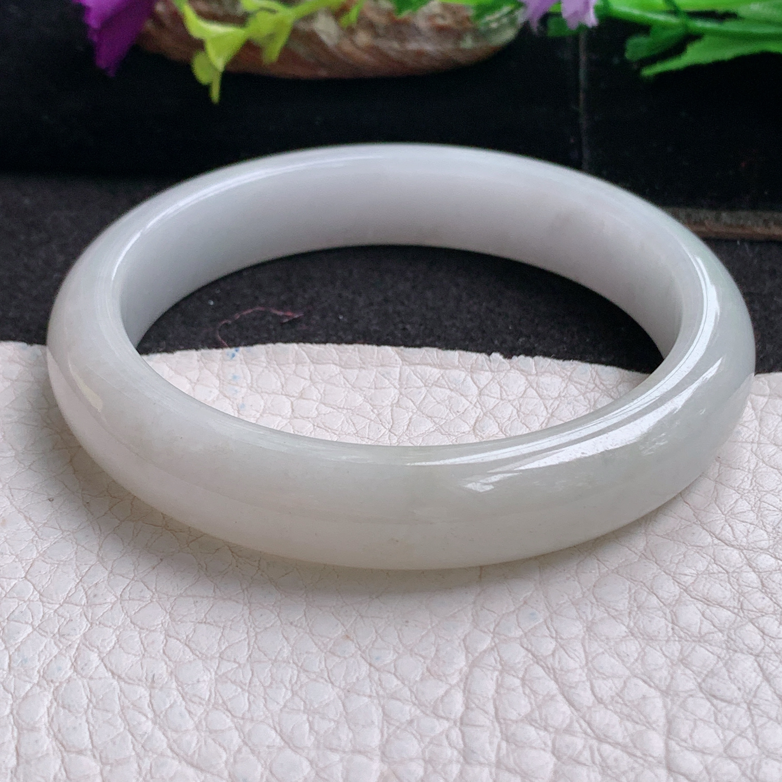 ll实拍58*12*7.8平安镯 天然缅甸翡翠a货手镯淡雅正圈玉镯子