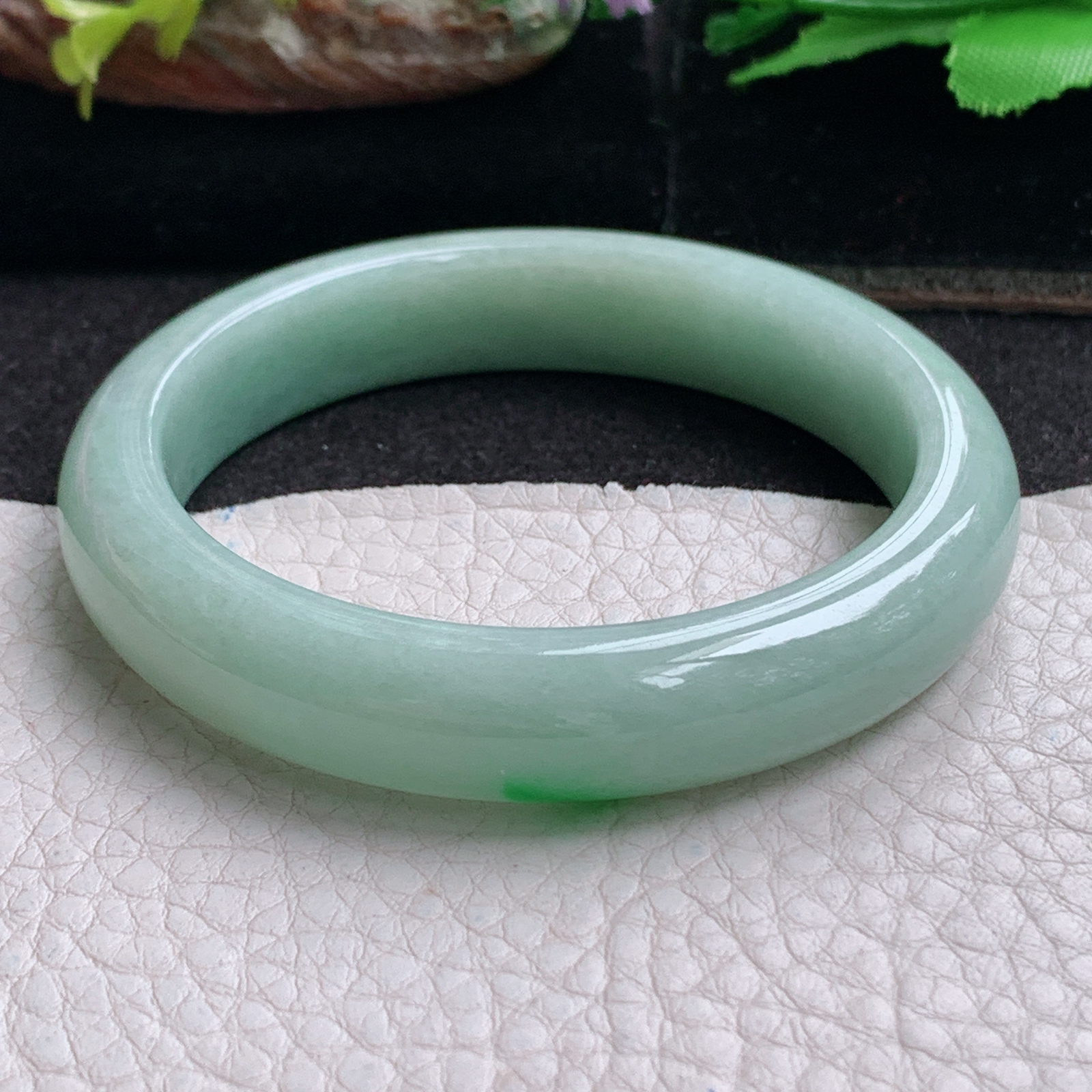 xx实拍53.5*11.3*7.3平安镯 天然缅甸翡翠a货手镯飘绿秀气正圈玉镯子