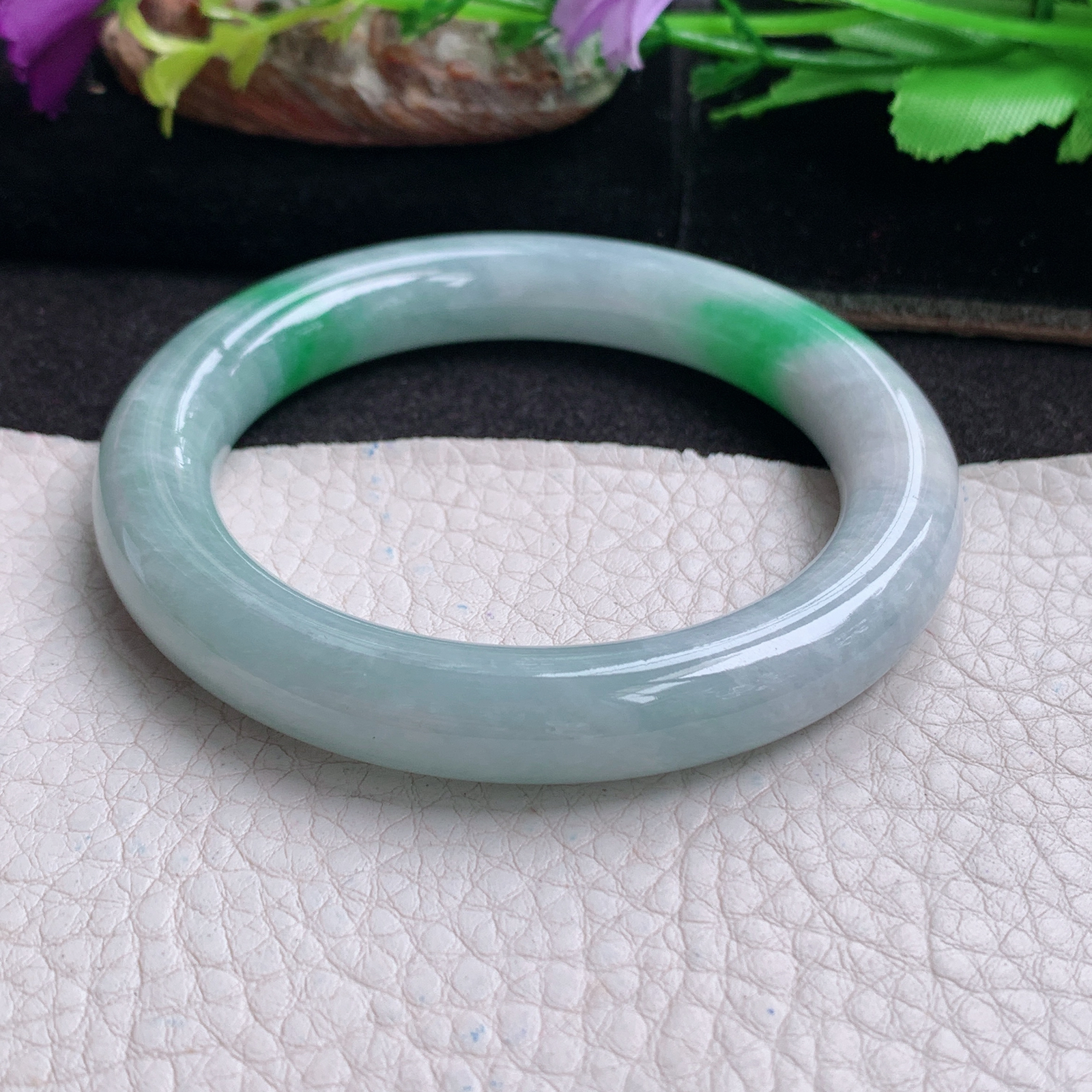 z实拍53.5*9.8*10美人镯 天然缅甸翡翠a货手镯飘绿圆条玉镯子