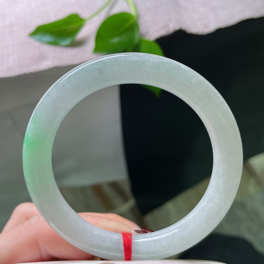 56/9.2飘绿圆条，水润细腻，色彩甜美，秀丽倾心，棉线纹，贵气，ss49903a