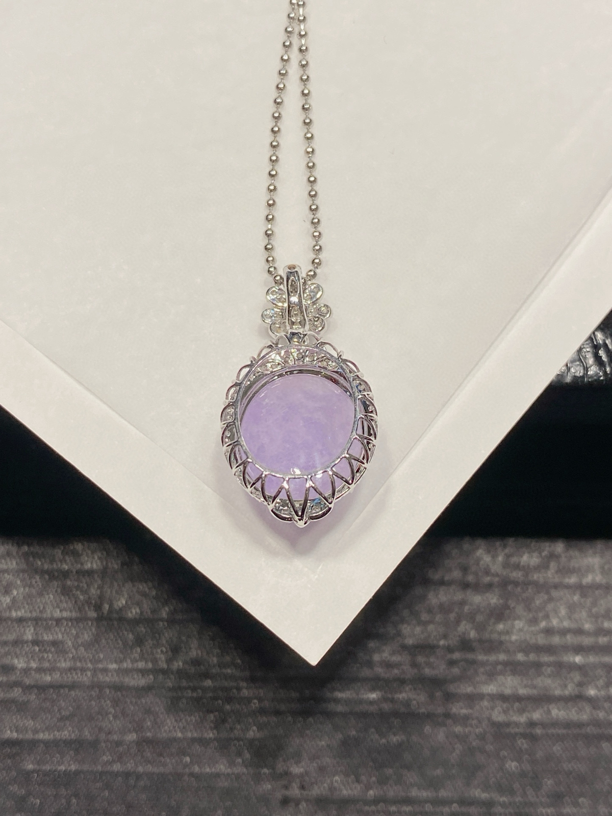 紫罗兰·蛋面

紫韵越戴越润，厚鼓饱满，温柔贵气～