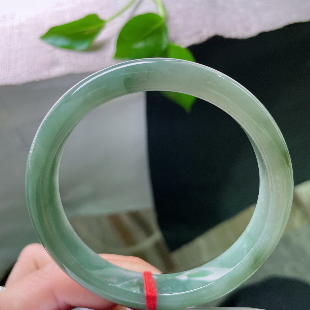 63.2/12.3/8，油绿正圈，大圈口，油润细腻，沉稳又古典，韵味十足，皮纹，ss43358a